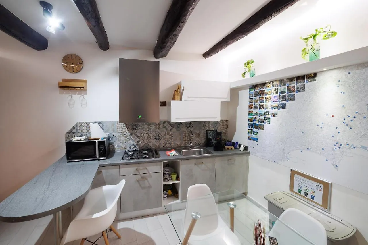 Legno Suite By Houseinナポリ ナポリ