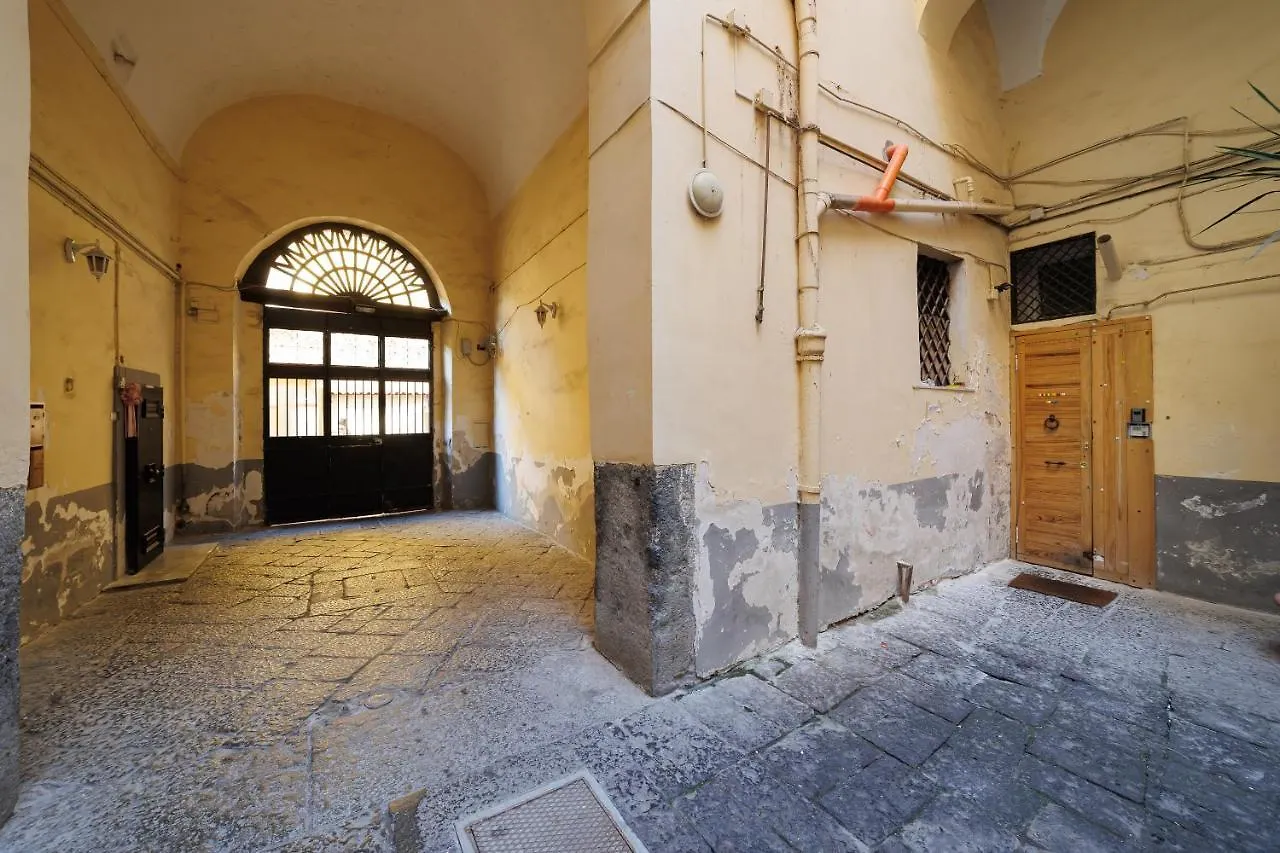LegnoSuites Naples Appartement